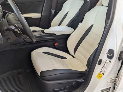 Used 2025 Lexus IS 350 F Sport image 17