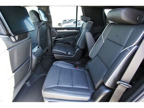 New 2026 Cadillac Escalade Luxury w/ Touring Package image 7