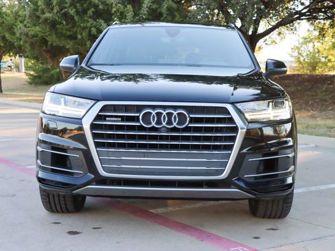Used 2017 Audi Q7 3.0T Premium Plus w/ Premium Plus Package image 2