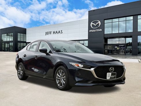 Used 2025 MAZDA MAZDA3 s image 4