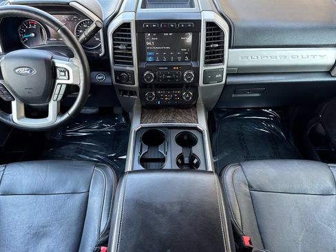 Used 2019 Ford F250 Lariat w/ Lariat Ultimate Package AWD/4WD image 14
