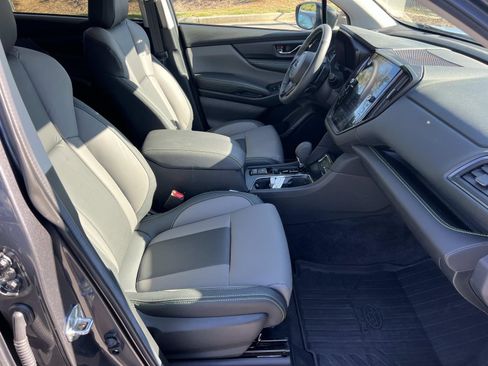 Certified 2025 Subaru Ascent Onyx Edition w/ Onyx Package image 13