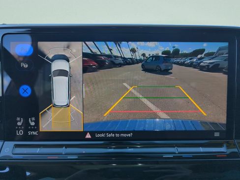 New 2025 Volkswagen Atlas SEL Premium R-Line AWD/4WD image 34