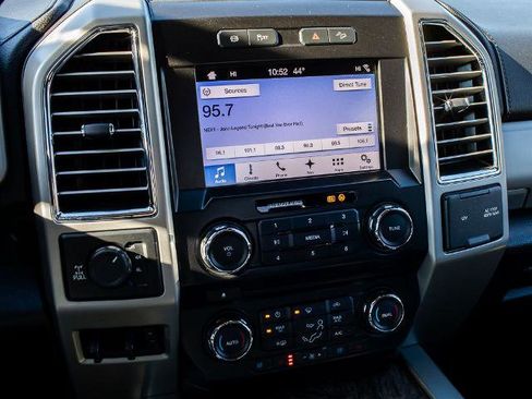 Certified 2017 Ford F250 Lariat w/ Chrome Package image 20