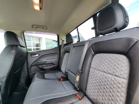 Used 2019 Chevrolet Colorado Z71 AWD/4WD image 39