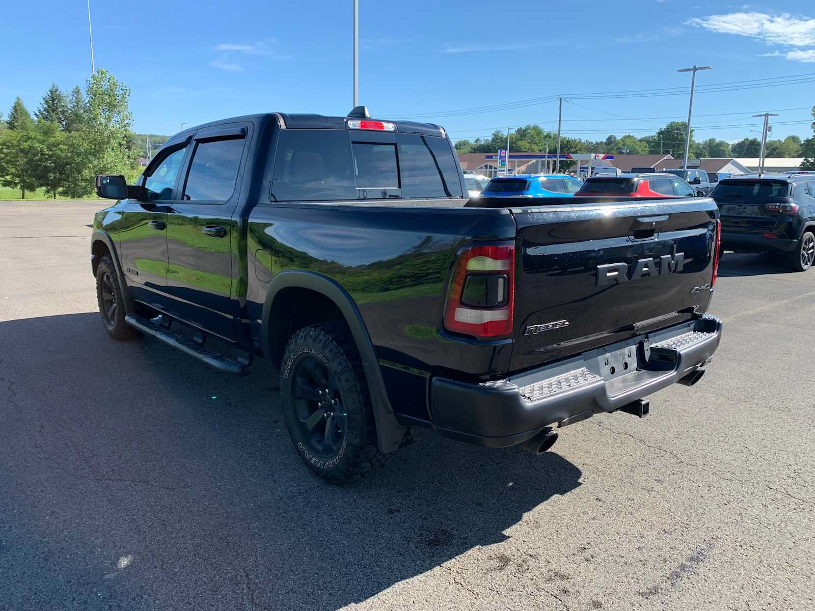 Used 2021 RAM 1500 Rebel w/ Rebel Level 2 Equipment Group AWD/4WD image 8