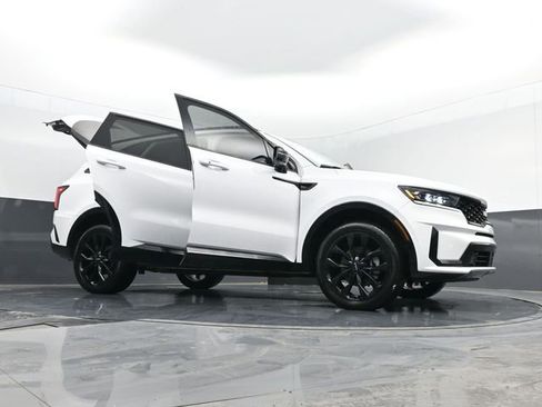 Used 2022 Kia Sorento SX AWD/4WD image 37