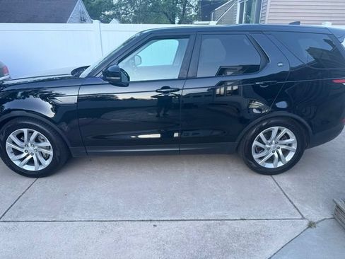 Used 2018 Land Rover Discovery SE AWD/4WD image 5