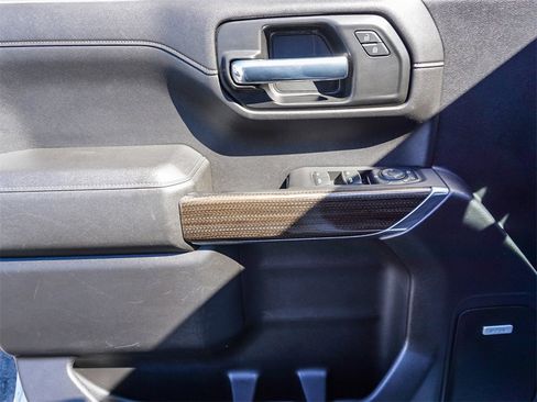 Used 2021 Chevrolet Silverado 1500 RST w/ All Star Edition Plus image 18