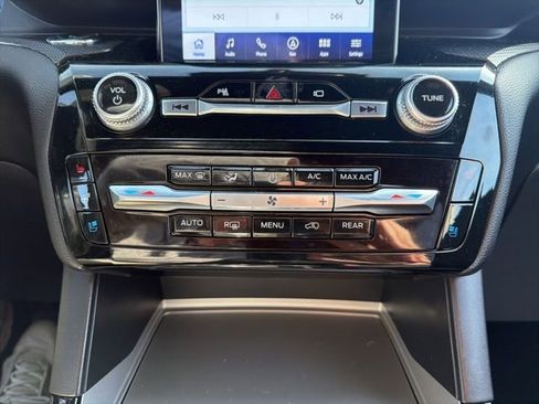 Used 2023 Ford Explorer ST w/ Equipment Group 401A AWD/4WD image 34