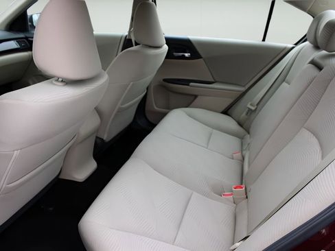 Used 2016 Honda Accord LX image 17