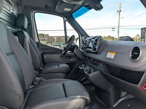 New 2026 Mercedes-Benz Sprinter 2500 image 15
