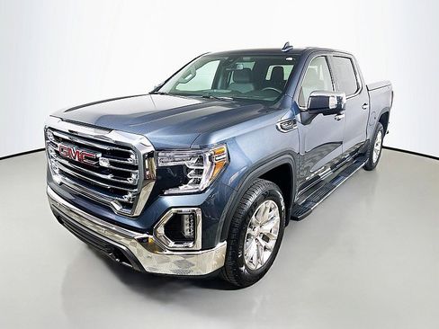 Used 2022 GMC Sierra 1500 SLT w/ SLT Premium Plus Package image 3