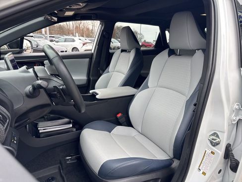 Used 2024 Subaru Solterra Touring image 12