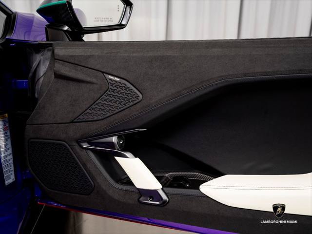 Used 2026 Lamborghini Temerario AWD/4WD image 40