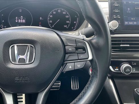 Used 2021 Honda Accord Sport image 11
