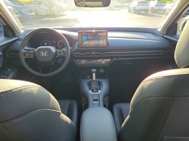 Used 2024 Honda HR-V EX-L image 2