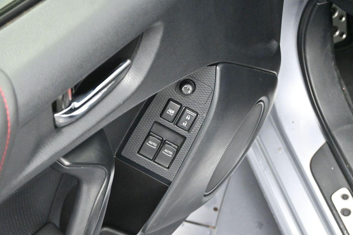 Used 2018 Subaru BRZ Premium RWD image 10