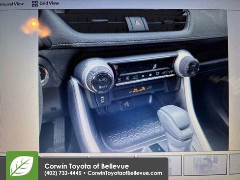 Used 2025 Toyota RAV4 XLE AWD/4WD image 15
