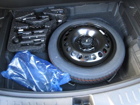 Used 2025 Chevrolet TrailBlazer LT image 7