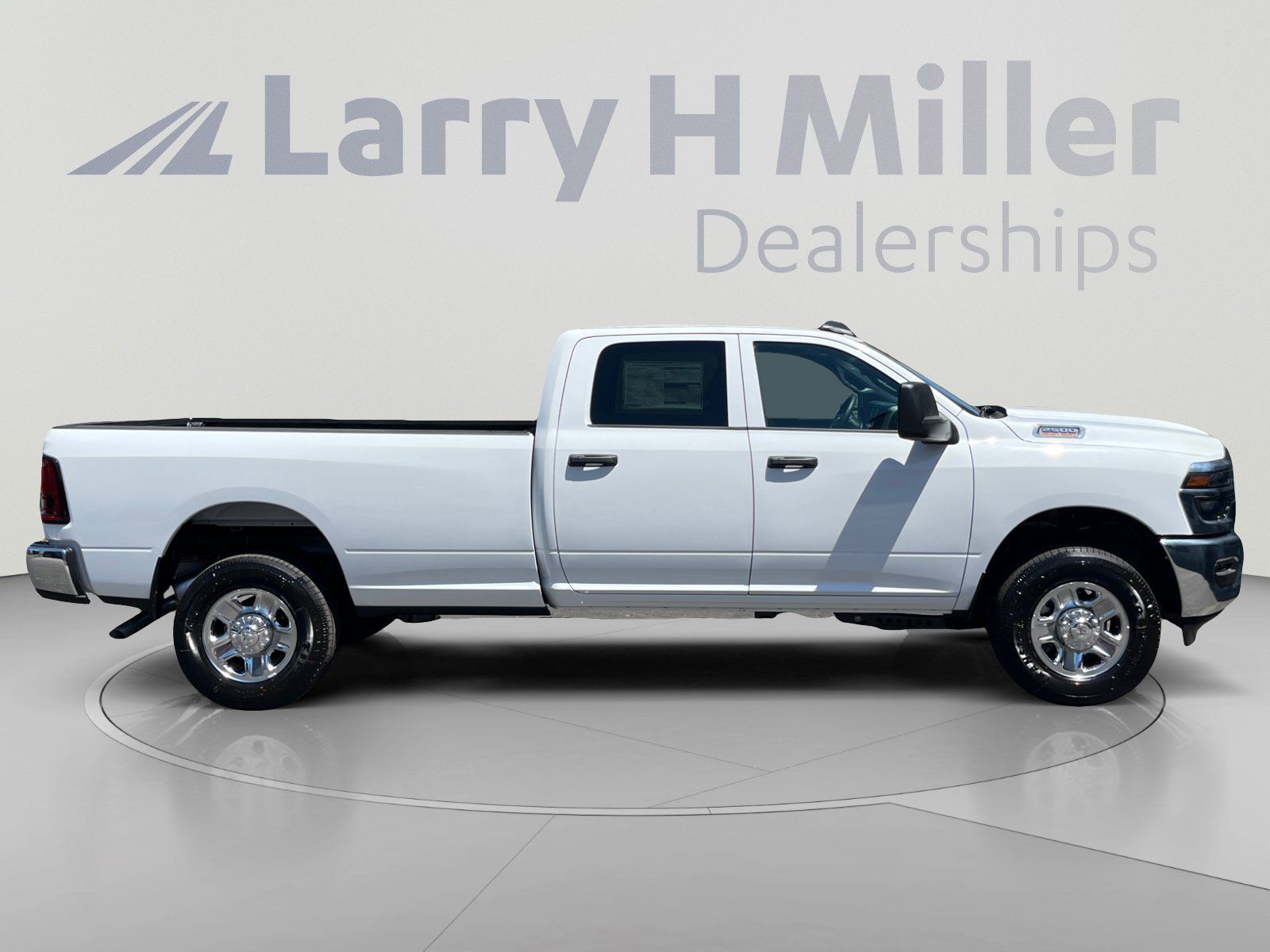 New 2026 RAM 2500 Tradesman w/ Chrome Appearance Group AWD/4WD image 6