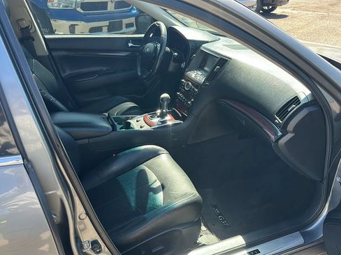 Used 2013 INFINITI G37 Journey w/ Premium Pkg RWD image 12