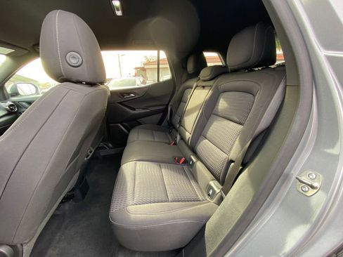 Used 2025 Chevrolet Equinox LT image 25