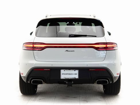 New 2025 Porsche Macan image 37