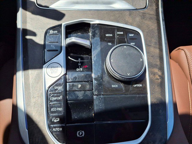 Used 2024 BMW X5 xDrive40i w/ Parking Assistance Package AWD/4WD image 13