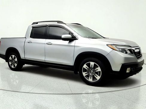 Used 2017 Honda Ridgeline RTL image 3