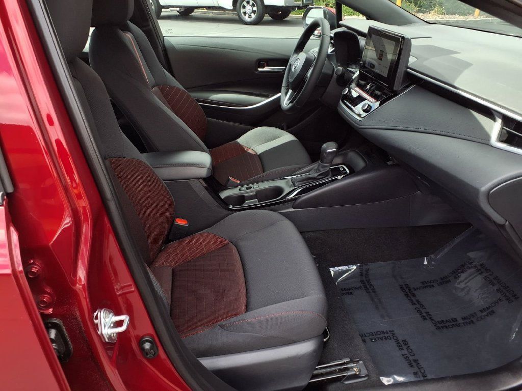 Certified 2024 Toyota Corolla SE w/ SE Premium Package FWD image 36