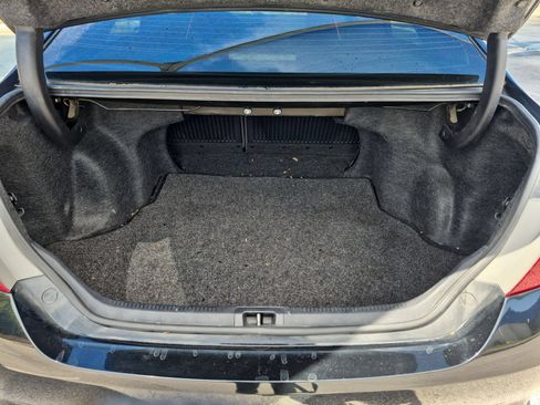 Used 2017 Toyota Camry LE FWD image 22