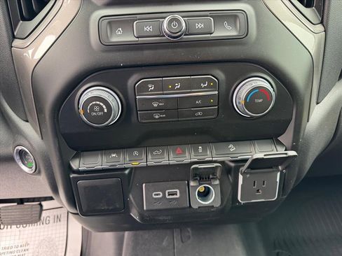 New 2026 Chevrolet Silverado 1500 Custom Trail Boss w/ Dark Appearance Package image 19