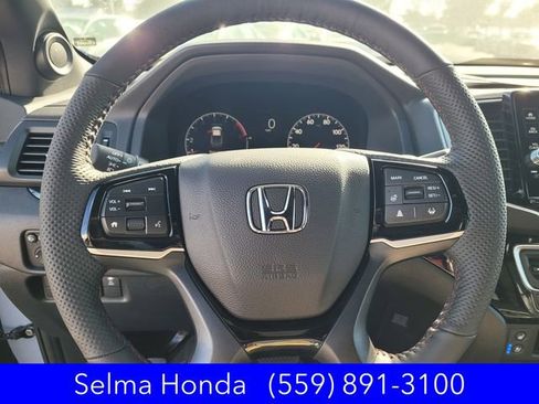 New 2026 Honda Ridgeline Black Edition image 12