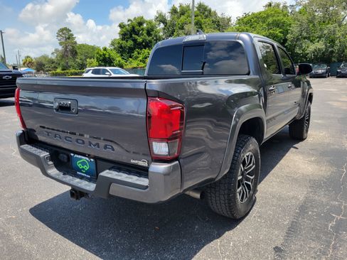 Used 2023 Toyota Tacoma SR5 RWD image 5