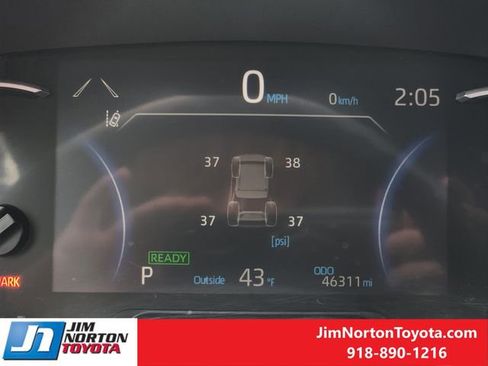 Used 2024 Toyota RAV4 LE image 18