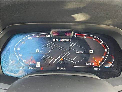 Used 2022 BMW X7 M50i AWD/4WD image 9