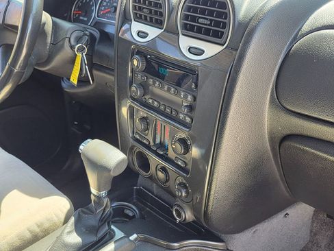 Used 2006 GMC Envoy XL SLE w/ Sle Preferred Equipment Group image 12