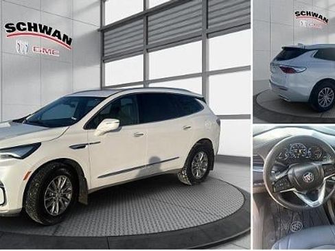 Used 2023 Buick Enclave Premium image 27