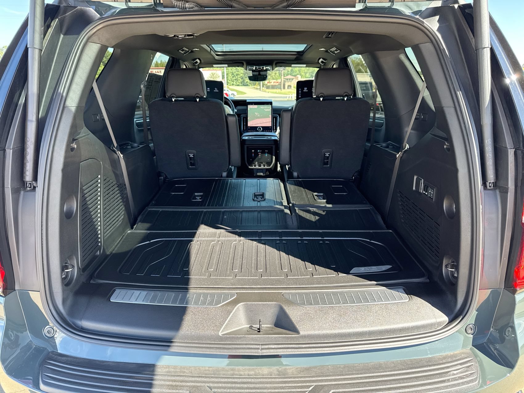 Used 2026 GMC Yukon AT4 Ultimate AWD/4WD image 28