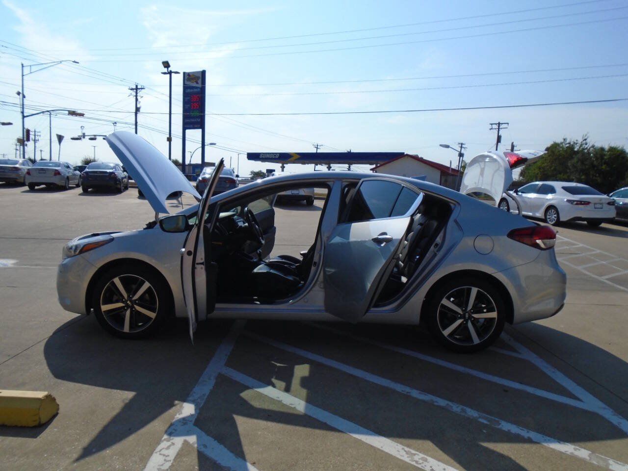 Used 2017 Kia Forte EX FWD image 25