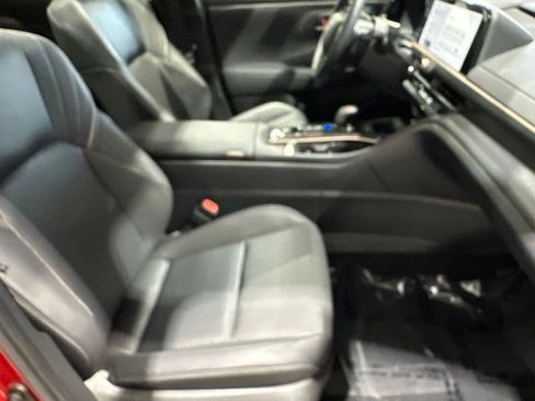 Certified 2024 Toyota Crown Platinum AWD/4WD image 20