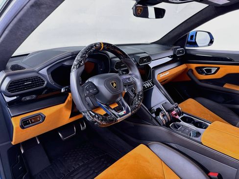 Used 2022 Lamborghini Urus AWD/4WD image 13