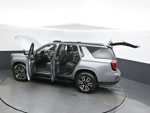 Used 2024 GMC Yukon AT4 image 3