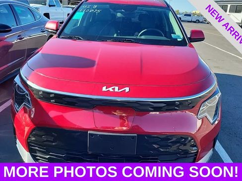 Used 2023 Kia Niro Wind w/ Wind Preserve Package FWD image 7