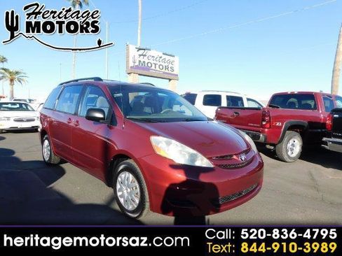 Used 2007 Toyota Sienna CE image 1