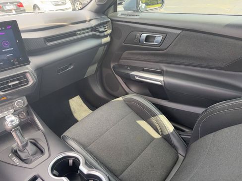 Used 2024 Ford Mustang Coupe RWD image 16