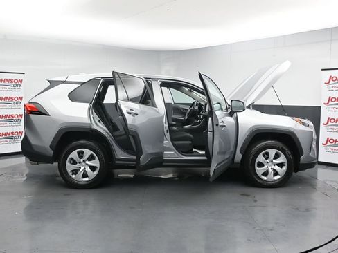 Used 2025 Toyota RAV4 LE FWD image 41