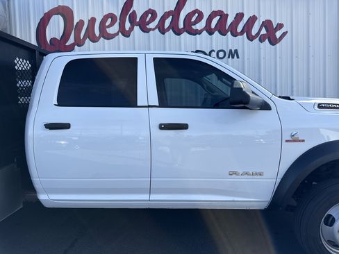 Used 2020 RAM 4500 Tradesman w/ Chrome Appearance Group image 47