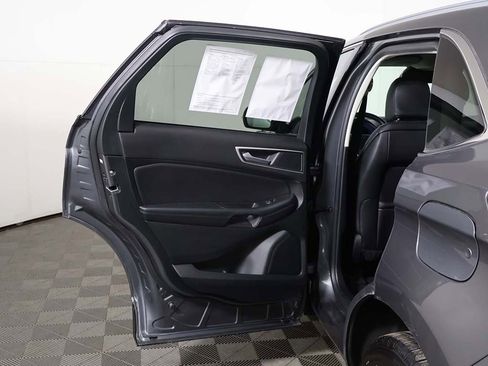 Used 2024 Ford Edge SEL w/ Convenience Package image 19